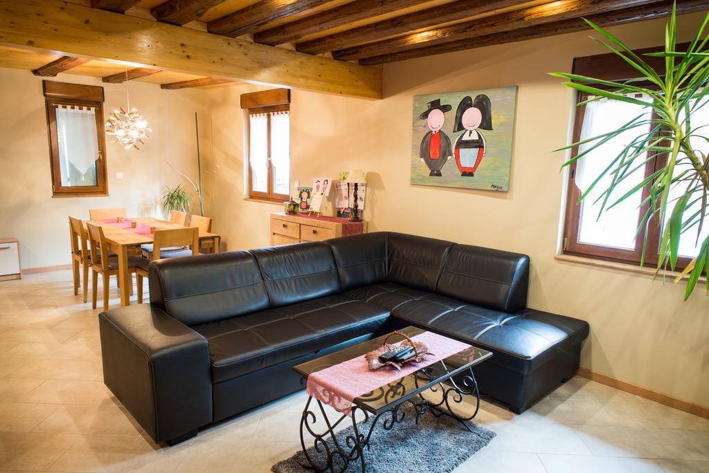 Maison A Colombage De 1602 Wintzenheim Ngoại thất bức ảnh